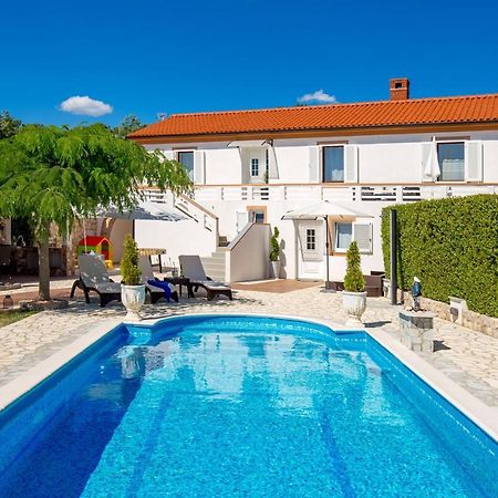 Villa Summer Oasis Dobrinj エクステリア 写真